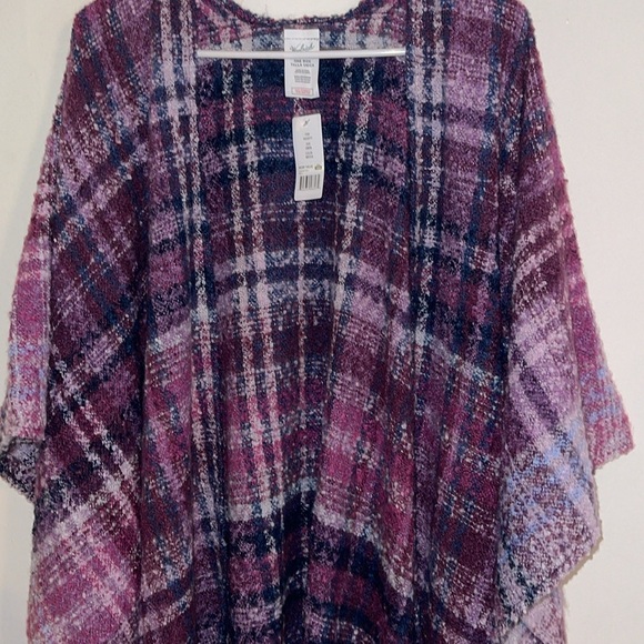 🌹NWT/ WOOLRICH OPEN PURPLE PLAID PONCHO - Picture 3 of 6